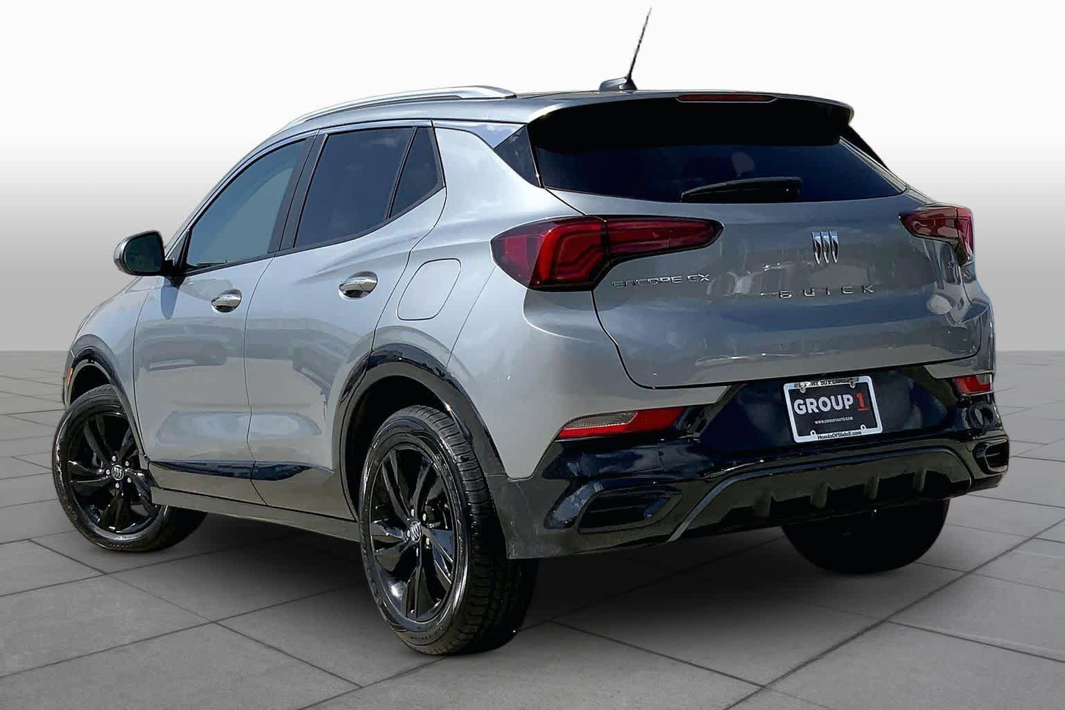Used 2024 Buick Encore GX Sport Touring FWD image 12