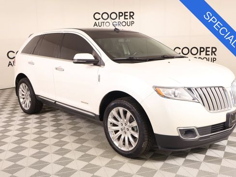 Used 2013 Lincoln MKX AWD image 1