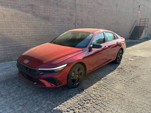New 2026 Hyundai Elantra SEL Sport Premium FWD image 1