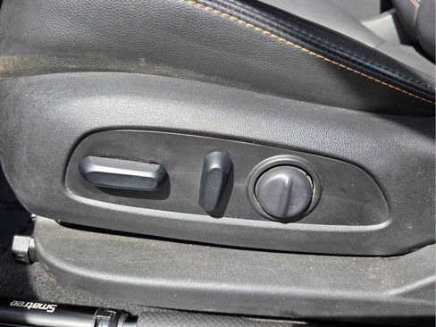 Used 2019 Chevrolet Equinox Premier FWD image 20