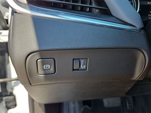 Used 2023 Buick Enclave Essence w/ Experience Buick Package image 17