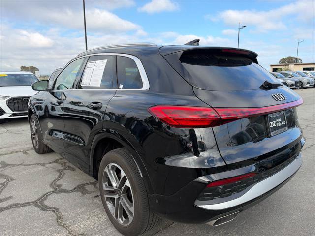 Used 2025 Audi Q5 Premium Plus w/ Premium Plus AWD/4WD image 3
