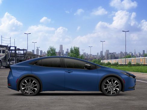 New 2026 Toyota Prius XSE Premium image 12