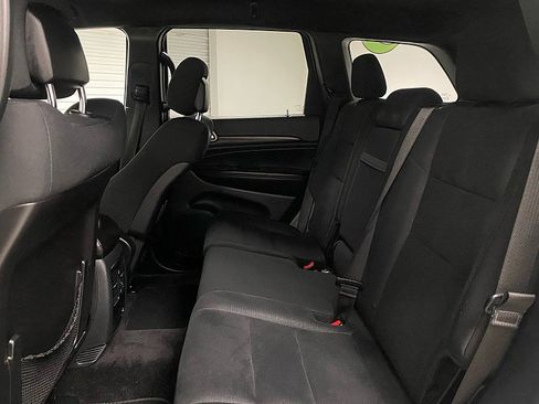 Used 2016 Jeep Grand Cherokee Laredo w/ Quick Order Package 23E image 12