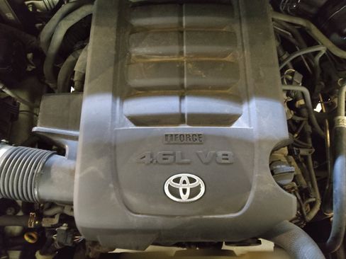 Used 2016 Toyota Tundra SR w/ Tow Package image 30