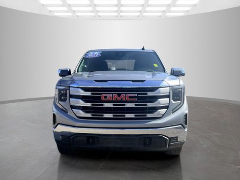 Used 2023 GMC Sierra 1500 SLE w/ Enhanced Capability Package AWD/4WD image 2