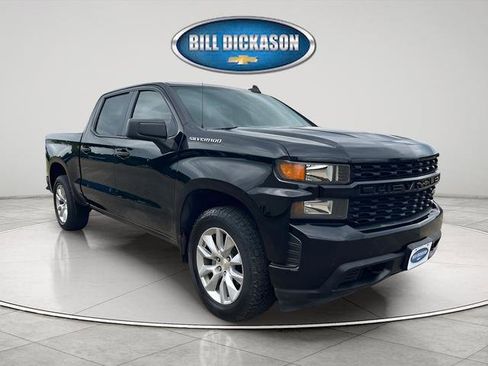Used 2020 Chevrolet Silverado 1500 Custom w/ Custom Value Package image 1