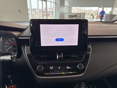 Used 2023 Toyota Corolla LE image 27