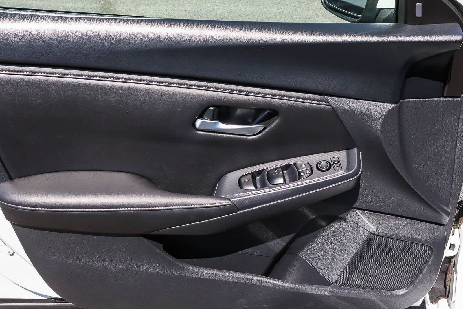 Used 2023 Nissan Sentra SV FWD image 29