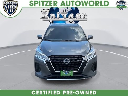 Used 2023 Nissan Kicks SV FWD image 3