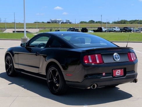Used 2012 Ford Mustang Coupe RWD image 6