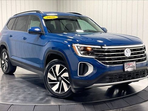 Used 2026 Volkswagen Atlas SE FWD image 3