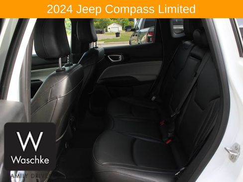 Used 2024 Jeep Compass Limited AWD/4WD image 18
