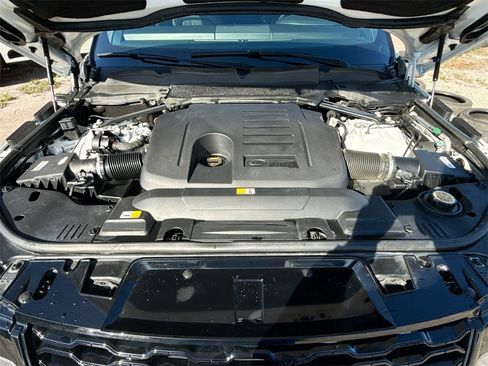 Used 2022 Land Rover Range Rover Sport HSE Silver Edition image 35