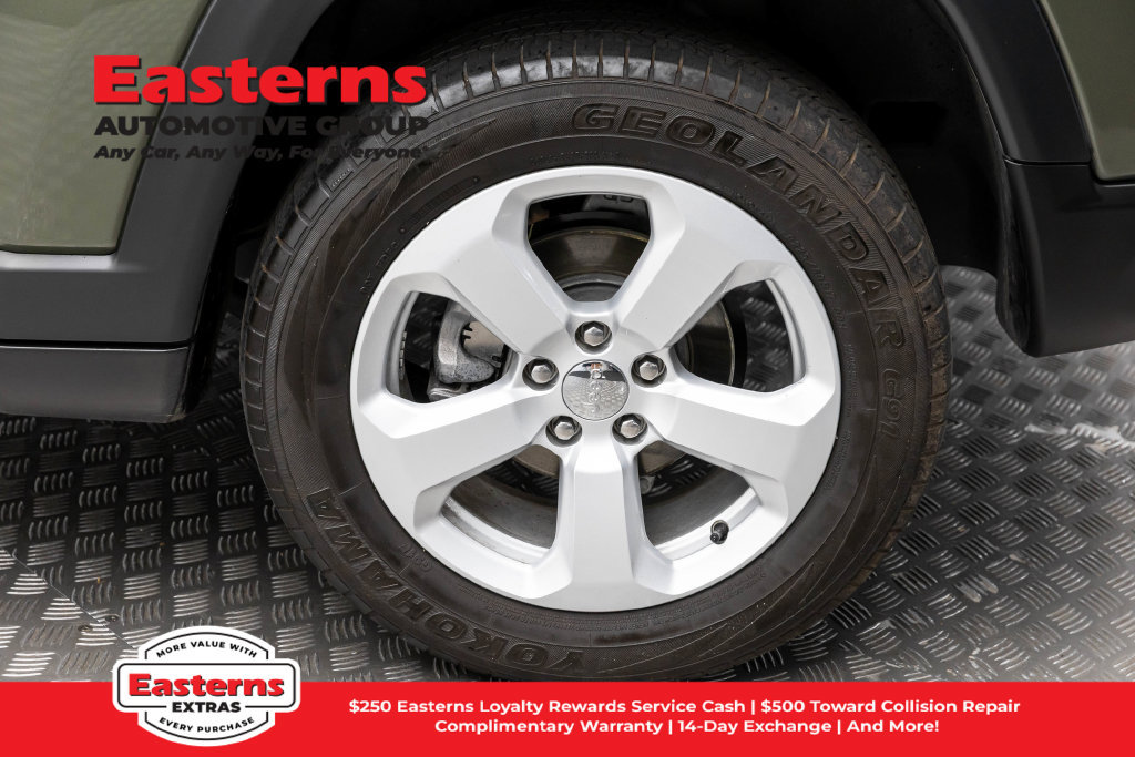 Used 2021 Jeep Compass Latitude AWD/4WD image 9
