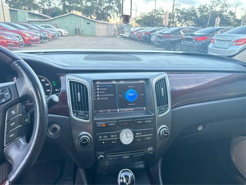 Used 2012 Hyundai Equus Signature RWD image 14