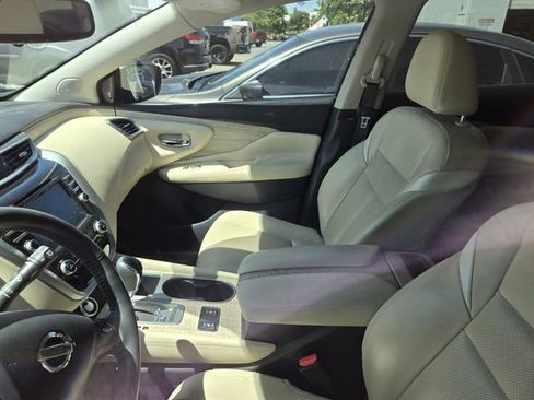 Used 2021 Nissan Murano SL w/ SL Moonroof Package image 7