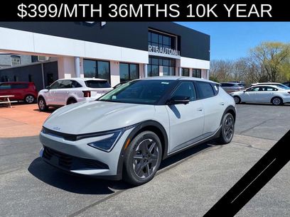 New 2025 Kia EV6 Light w/ Light LR Technology Package