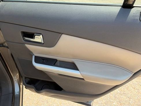 Used 2013 Ford Edge Limited AWD/4WD image 19