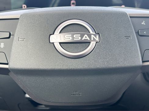 New 2026 Nissan Sentra SL w/ Floor Mat Package FWD image 5