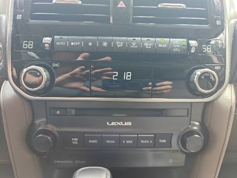 Used 2023 Lexus GX 460 Premium w/ Premium Package AWD/4WD image 13