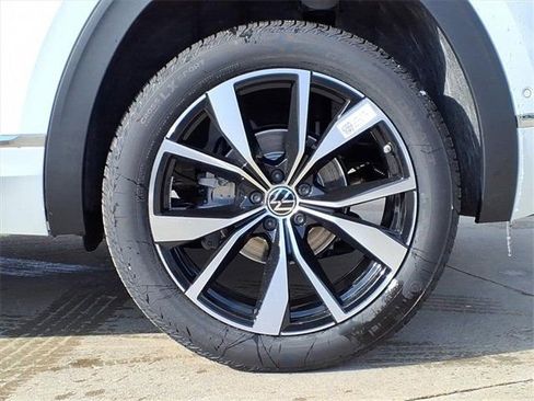 New 2026 Volkswagen Atlas Cross Sport SEL Premium R-Line image 6