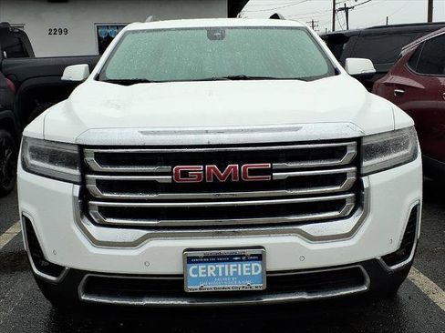 Certified 2023 GMC Acadia SLT image 2