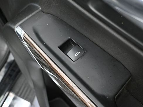 Used 2019 Chevrolet Silverado 1500 LT image 44