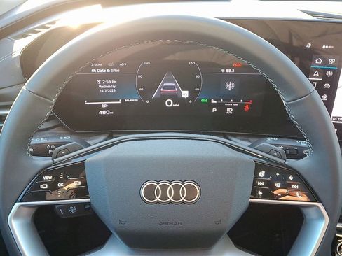 New 2025 Audi Q5 Premium image 9
