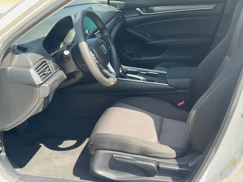 Certified 2020 Honda Accord LX image 3