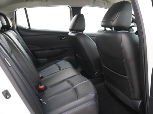 Used 2020 Nissan Leaf SL Plus FWD image 14