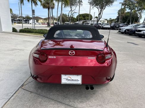Certified 2022 MAZDA MX-5 Miata Club w/ Weather Package image 3
