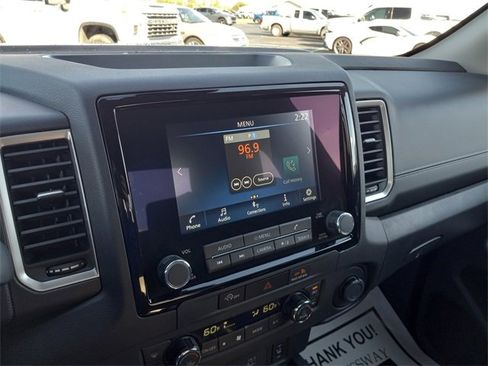 Used 2024 Nissan Frontier SV w/ SV Convenience Package image 16