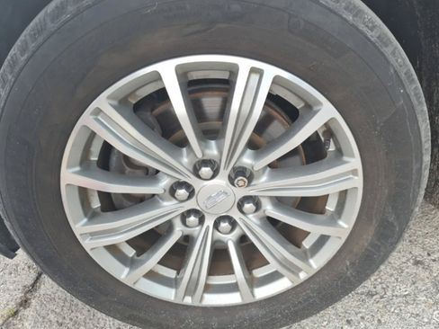 Used 2019 Cadillac XT5 Luxury FWD image 6