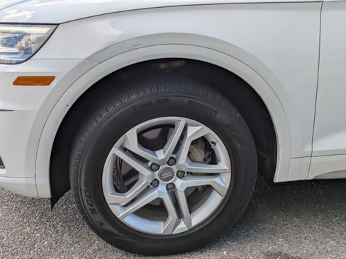 Used 2019 Audi Q5 2.0T Premium w/ Convenience Package AWD/4WD image 16