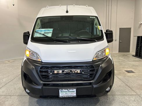 New 2026 RAM ProMaster 2500 w/ Convenience Group image 3