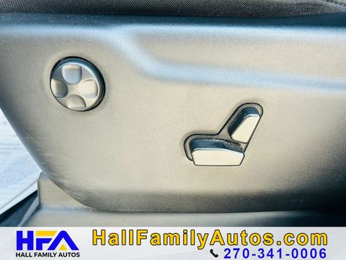 Used 2022 Dodge Durango R/T AWD/4WD image 25