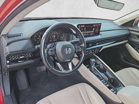 Used 2023 Honda Accord Touring image 10