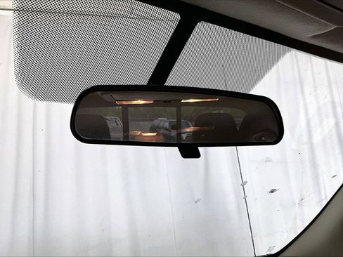 Used 2019 Nissan Frontier SV image 17