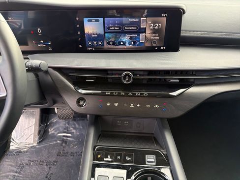 Certified 2025 Nissan Murano SV image 15