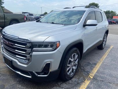Used 2020 GMC Acadia SLT w/ Driver Alert Package II