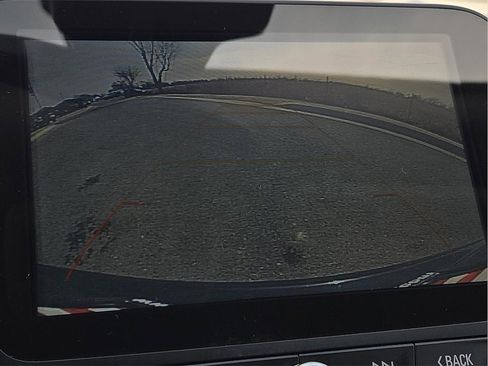 Used 2018 Chevrolet Volt LT w/ LT Driver Confidence Package image 13