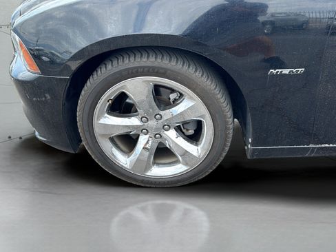 Used 2013 Dodge Charger R/T RWD image 37