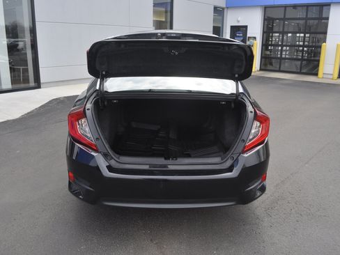 Used 2017 Honda Civic Touring image 11