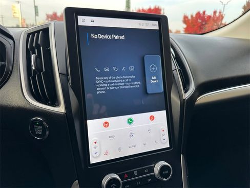 Used 2022 Ford Edge SEL image 22