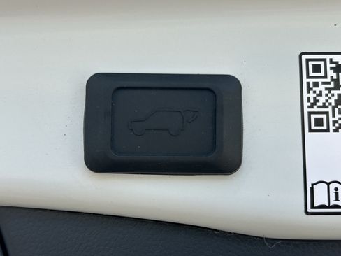 Certified 2023 Toyota RAV4 XSE AWD/4WD image 22