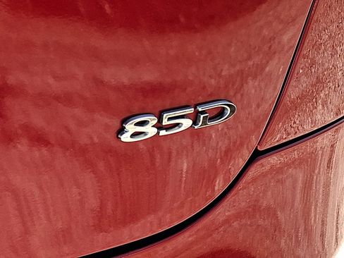 Used 2016 Tesla Model S 85D image 24