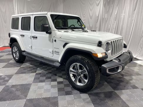Used 2019 Jeep Wrangler Unlimited Sahara image 5