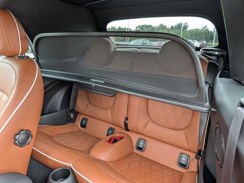 Used 2023 MINI Cooper S w/ Signature Upholstery Package FWD image 16