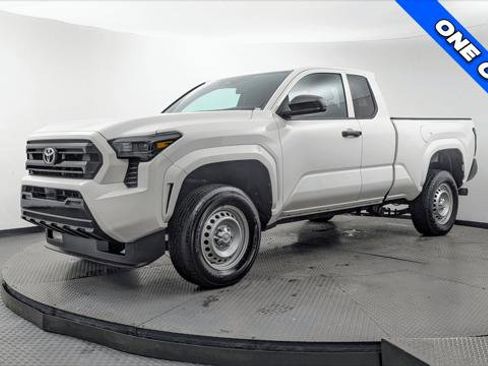Used 2024 Toyota Tacoma SR RWD image 2